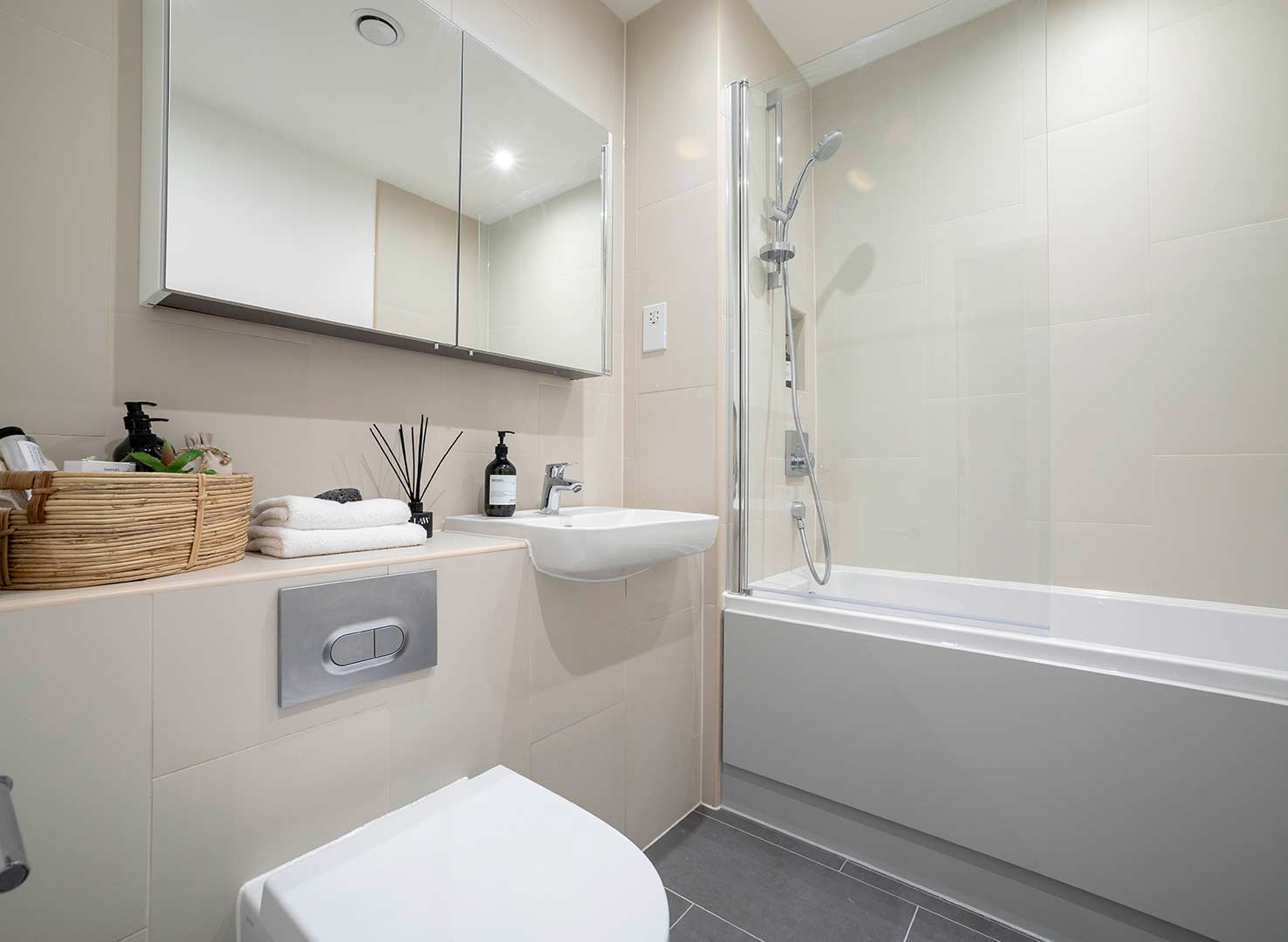 The Didsbury, East Ham, contemporary bathroom